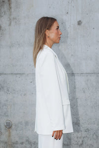 women's white blazer